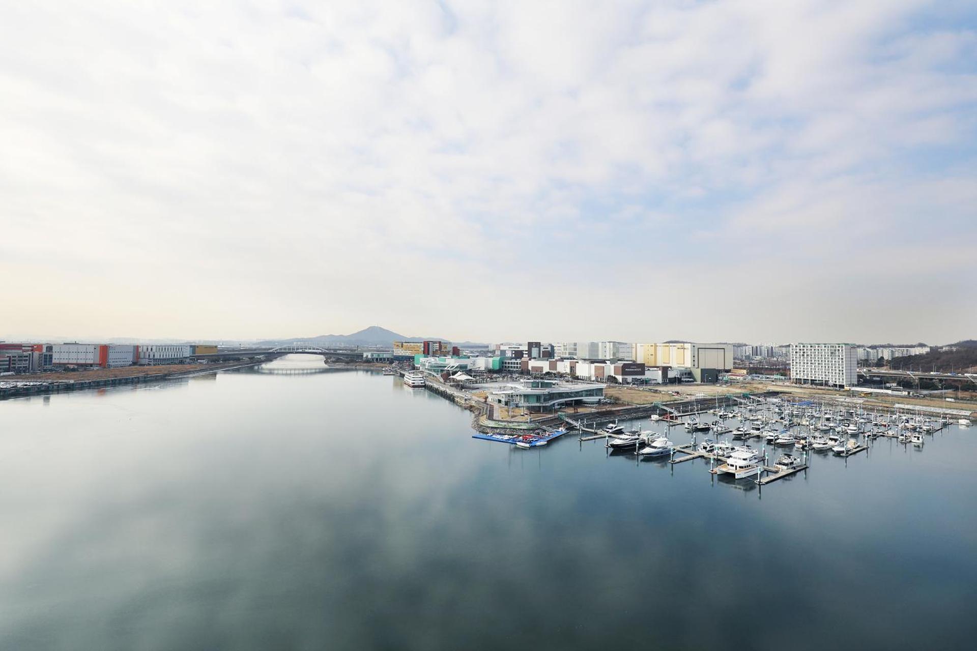 Marinabay Seoul Ara 김포